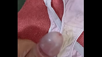 Preview 3 of Lod Porn - Calcinha da esposa suja