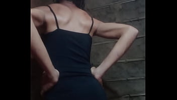 Preview 1 of Public Agent France - Cdzinha K&aacute_tia de vestidinho preto