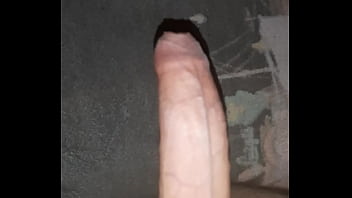 Preview 3 of Hot Mom Mast - Muestro mi enorme verga