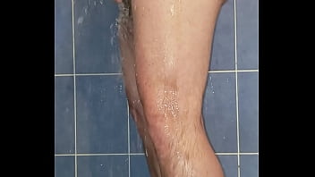 Preview 3 of Mom Staff - Paja en la ducha