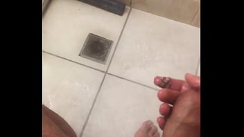 Preview 3 of Coles Xix - Alone on bath