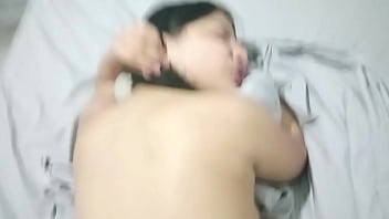 Preview 4 of Sneaky Mom Fuck Son - me follo a mi hermanastra latina de vaquera hasta que me hace derramar toda mi leche sobre ella - sexo amateur