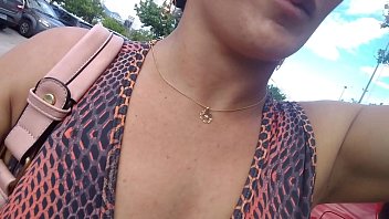 Preview 2 of Maiya Khalip - Uber do sexo da Pickachu S&eacute_rie 2020: &quot_ Levando passageiro para fazer um despacho&quot_ e desviou o caminho para CHUPAR PAU E DA O CU .Veja mais em XV red