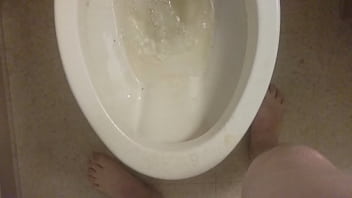 Preview 3 of Meya Kalefa Xxx Long Time Vidios - Pissing Dick