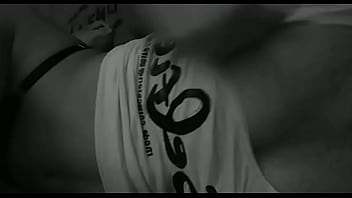 Preview 2 of Ohashi Miko - Me toco Mi chichi