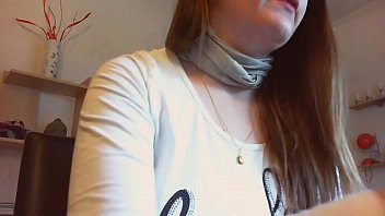 Preview 1 of Horny Raylene Mom - Asmr unghie lunghe video sexy mani ed unghie