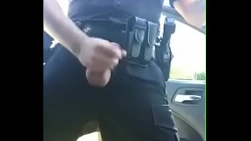 Preview 2 of Fishnet Sex - Policial punhetando