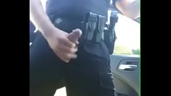 Preview 4 of Fishnet Sex - Policial punhetando