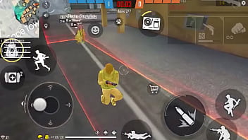 Preview 3 of Xxx Video Lo - El pelon de brazzers juega free fire por primer vez y esto es lo que sucedio xd :v
