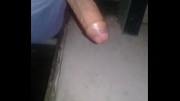 Preview 4 of Jv X J - Con la polla casi dura