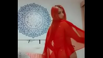 Preview 1 of Moti India Aunty Xxx Vidoes - Como se llama esta tetona operada?