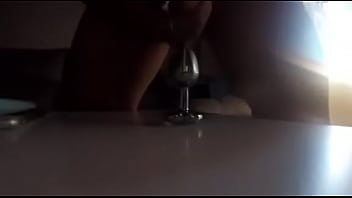 Preview 3 of Granny Kissing Black - Corrida sobre plug anal