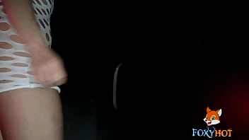 Preview 3 of Sunny Horseanal - Segundo dia en las Cabinas,  y esta vez una verga gruesa me llena de leche despues de que le quite el condon (video completo en mi canal premium de XVIDEOS)