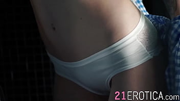 Preview 1 of Very Painful Teens Sex Bids - Romantic babe gets big dick and juicy facial from lover
