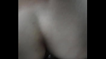 Preview 3 of Shemale Cum In Mouse - Mi esposa con otro en el auto