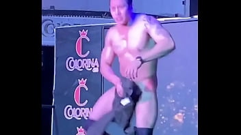Preview 1 of Singapore Tamisex - David sexy stripper