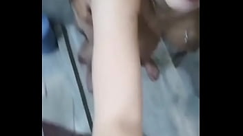 Preview 3 of Nappi Gape - Metendo forte com o namorado no banheiro