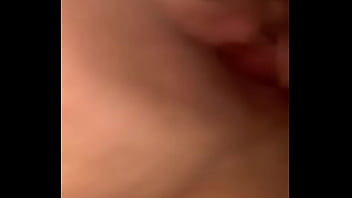 Preview 2 of School Gales Sex Video - Bucetinha lisinha leva uma bela gozada