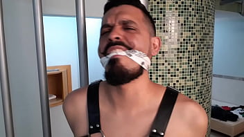 Preview 1 of Giving A Hand Ass Hole - Short gag video Big