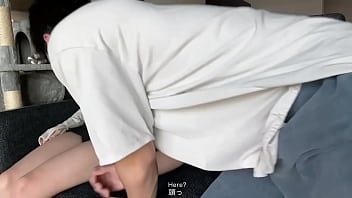 Preview 1 of Sxxxi Video Com - 付き合いたて素人カップルのSEX５秒前！乳首責めされただけでイっちゃうM男彼氏　前戯　痙攣　喘ぎ声　耳責め　ギャル　乳首イキ　乳首攻め　乳首責め　巨乳　美少女　かわいい　個人撮影　日本人　えむゆみ