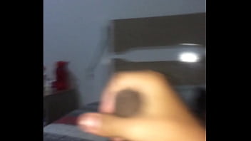 Preview 4 of Agents Co Porn - Novinho Gostoso Batendo Punheta