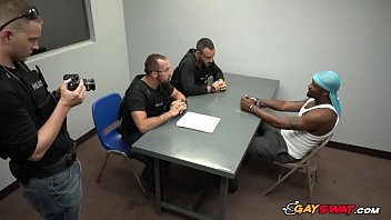Preview 2 of Hd Xoxx Videos - Gay white cops likes to fuck and play with each other bodies and BBCs.