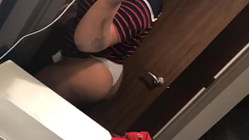 Preview 1 of Phm Ses Loan Luan Thai Lan - Wanna see me cum