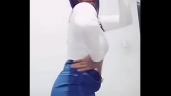 Preview 2 of Ji Hyo Creampie - puta de t. bailando como toda una puta