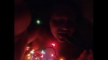 Preview 2 of X Xxx Dibivo - TEEN MILF FUCKS SELF WITH CHRISTMAS LIGHTS UNTIL SHE CUM