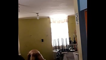 Preview 2 of Young Boy Fuck Cleaning - follando en el taller