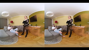 Preview 1 of Rent Hot Anty - Don&#039_t Get Caught Fucking in the Office - Virtual Real Porn