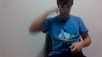 Preview 1 of Girl Dog Xxx Sexy Video - Boy mostrando a rola