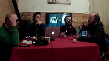 Preview 4 of Step Mom Sleeping Xvideo Com - Beertuosos Podcast x21 | EL SATISFYER HUMANO