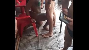 Preview 3 of Malay Ah Me - Morena mamando no bar