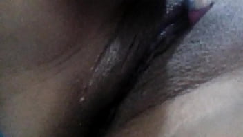 Preview 2 of New Hd Sexsy Video - Mi novia masturbandose rico env&iacute_a video
