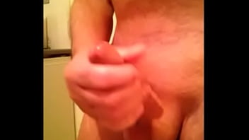 Preview 1 of First Time Leah Gutti - Uncut wank