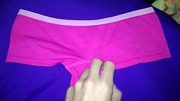 Preview 1 of Gali Diva Milf - Tangas sucias de mi prima de 23 a&ntilde_os