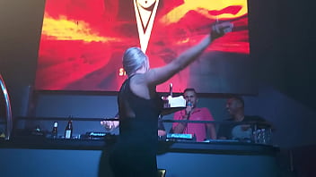 Preview 3 of Russian Homemade Escort - Anivers&aacute_rio da Fernandinha Fernandez na Spicy Club