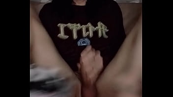 Preview 2 of Mom Son Sister Foursome - POV_ Despertaste a mitad de la pijamada con tu bro el Femboy
