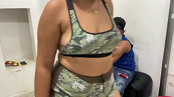 Preview 1 of Encoxando 2015 - Deliciaslatinas1 - update #36 -se me da&ntilde_o el ventilador lo mando arreglar y me cobra muy caro le pido una rebajita con follada - Nov 27,  2024