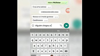 Preview 4 of Emilie Boshe - Paulista muito gostoso foi pego com a m&atilde_o no pau bem grande e duro! Ai Ki Homem gostoso! Meu Deus!