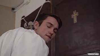 Preview 1 of Full Speed Fuking Xnxx - Father bareback boy