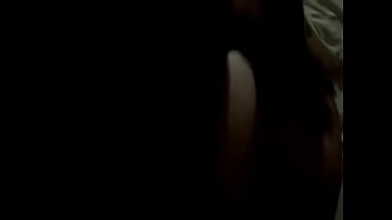 Preview 4 of Desi Makeout - joven de 19 a&ntilde_os se folla a una mujer mayor que el