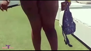 Preview 3 of La Puta De Tepeke Masturvandose - Sensual Booty Follow
