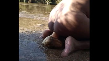 Preview 3 of Xxxindea Com - Dildo en el rio