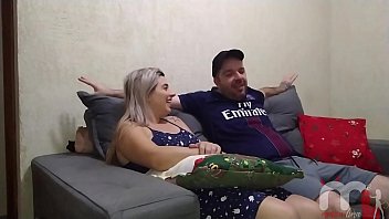 Preview 1 of Orgasme Mature Japan - M&ocirc_nica Lima gr&aacute_vida d. meses convida a Rafaella Denardin para transar com o seu irm&atilde_o mas deu ruim e ela acabou tendo que chamar um pau de verdade.