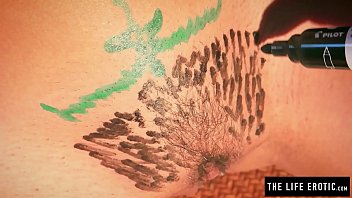 Preview 3 of Indian Mhxxxcom - Nerdy artist draws on herself then masturbates with a big fat felt pen