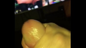 Preview 3 of Thai Oil Massage Hidden - J&rsquo_aime me crosser en regardant de la porn ..