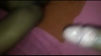 Preview 3 of Sleeping Porn Bro And Sis - Pegando de jeito a novinha