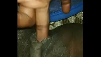 Preview 2 of Cubana 18enne Inculata - Black ebony fingers  wet pussy